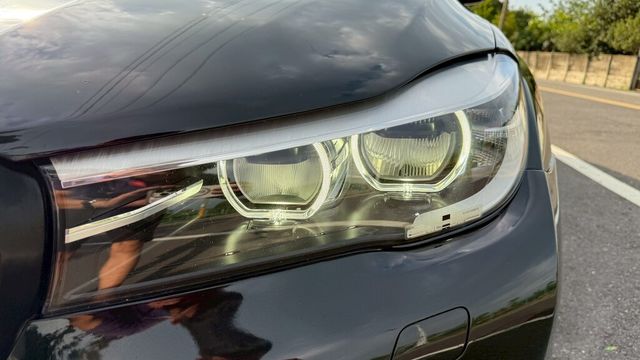 BMW寶馬 730LD  第4張相片