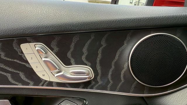 M-BENZ賓士 GLC300  第10張相片
