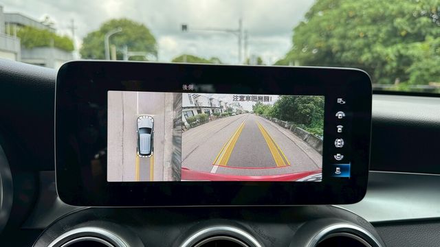 M-BENZ賓士 GLC300  第15張相片