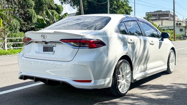 TOYOTA豐田 ALTIS  第2張相片