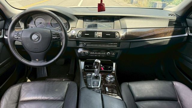 BMW寶馬 528I  第5張相片