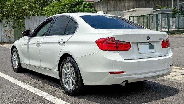 BMW寶馬 316  第4張相片