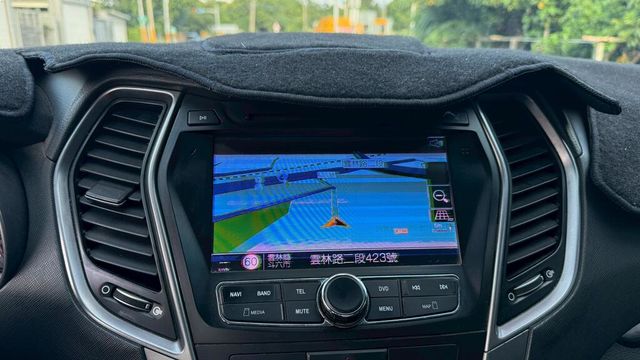 HYUNDAI現代 SANTA FE  第8張相片