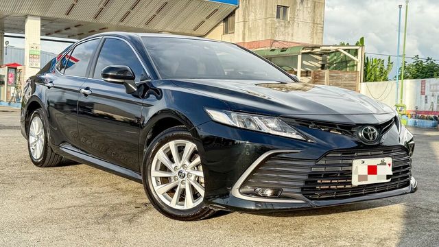 TOYOTA豐田 CAMRY  第3張相片