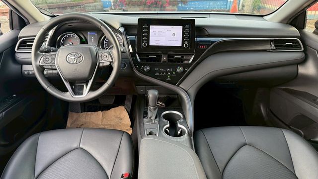 TOYOTA豐田 CAMRY  第5張相片