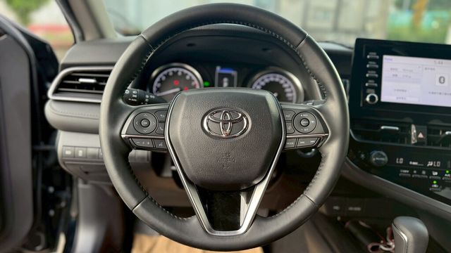TOYOTA豐田 CAMRY  第15張相片