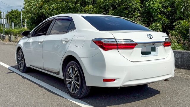 TOYOTA豐田 ALTIS  第4張相片