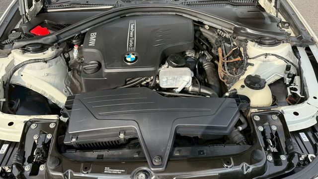 BMW寶馬 320I  第6張相片