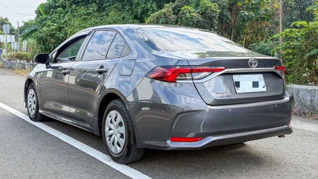 TOYOTA豐田 ALTIS  第4張相片