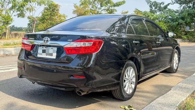 TOYOTA豐田 CAMRY  第2張相片