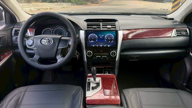 TOYOTA豐田 CAMRY  第5張相片