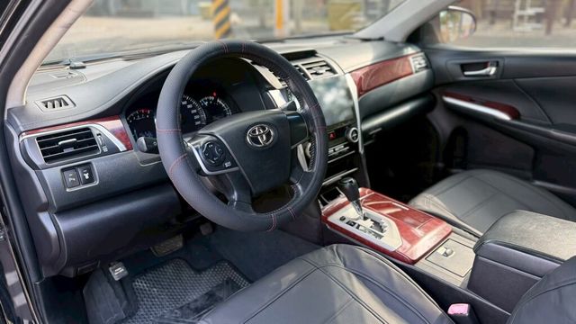 TOYOTA豐田 CAMRY  第6張相片