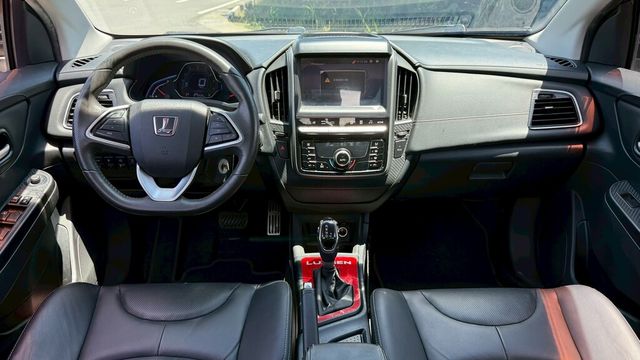 LUXGEN納智捷 S3  第5張相片