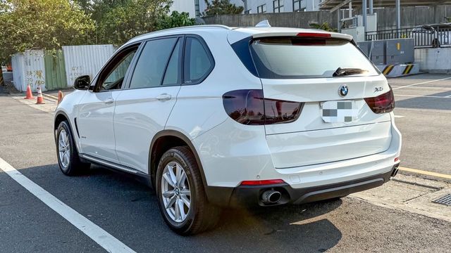 BMW寶馬 X5  第2張相片