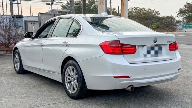 BMW寶馬 316I  第2張相片