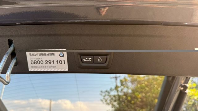 BMW寶馬 X6 XDRIVE40I  第7張相片