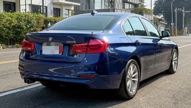 BMW寶馬 320I  第4張相片