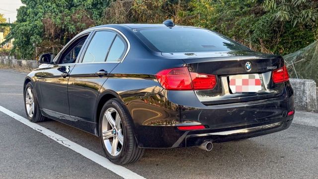 BMW寶馬 320I  第4張相片