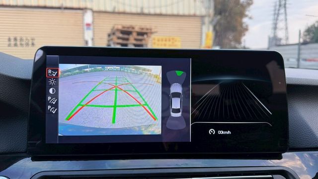 BMW寶馬 520  第9張相片
