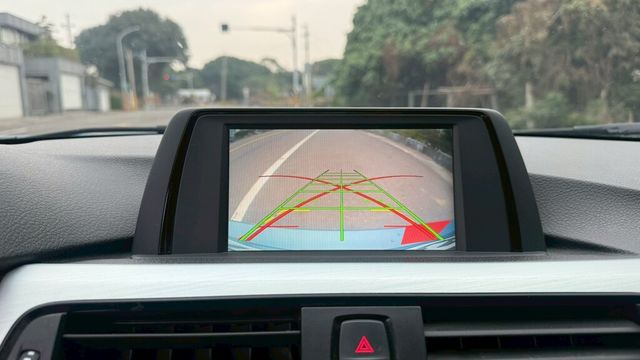 BMW寶馬 316I  第9張相片