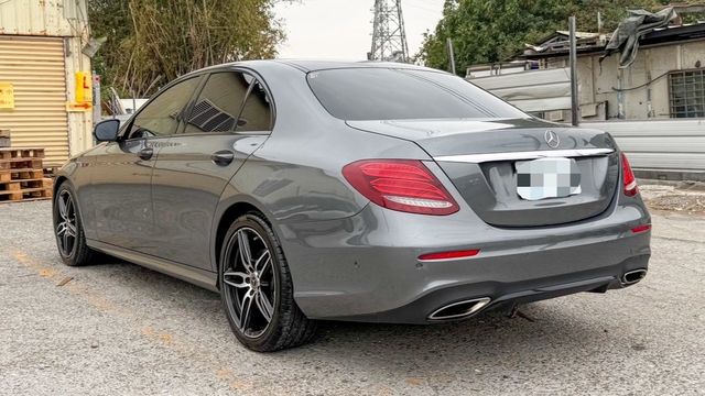 M-BENZ賓士 E250  第2張相片