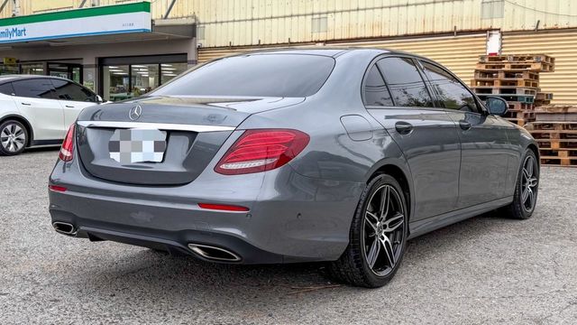 M-BENZ賓士 E250  第4張相片