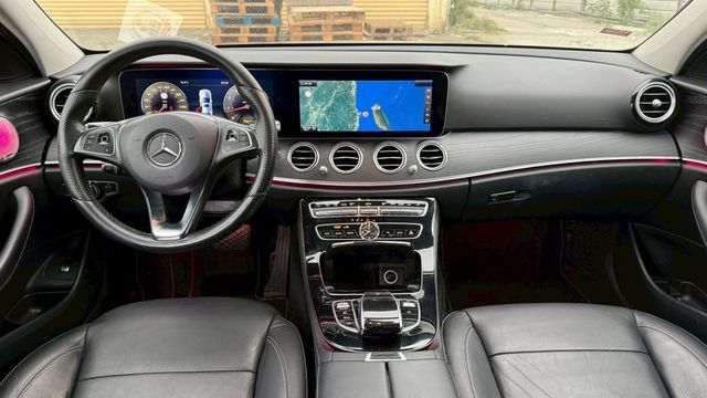 M-BENZ賓士 E250  第5張相片