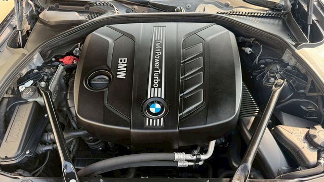 BMW寶馬 520D  第6張相片