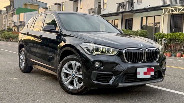 BMW寶馬 X1  第3張相片