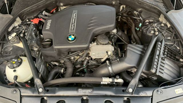 BMW寶馬 528I  第6張相片