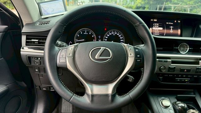 LEXUS凌志 ES250  第8張相片