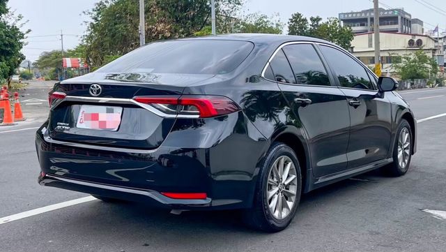 TOYOTA豐田 ALTIS  第2張相片