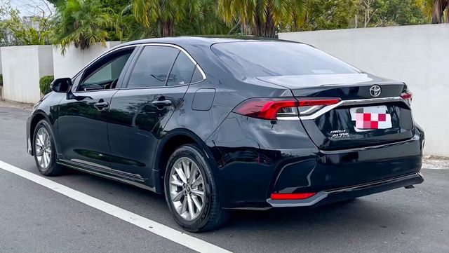 TOYOTA豐田 ALTIS  第4張相片