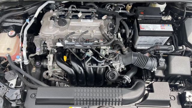 TOYOTA豐田 ALTIS  第6張相片