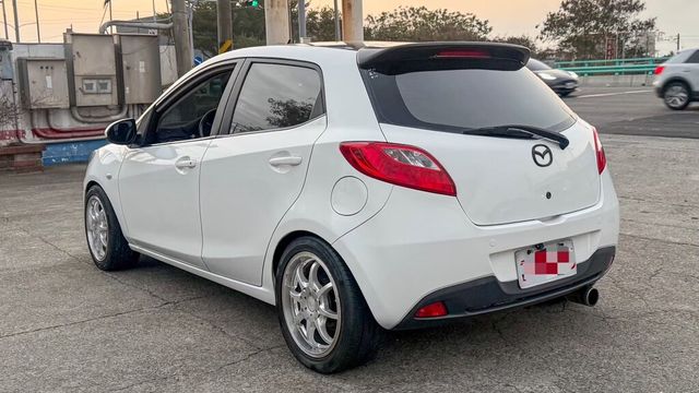 MAZDA馬自達 MAZDA 2  第2張相片