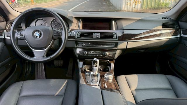 BMW寶馬 528I  第5張相片