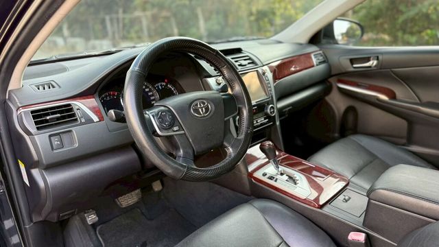 TOYOTA豐田 CAMRY  第7張相片