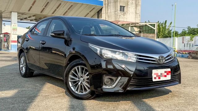 TOYOTA豐田 ALTIS  第3張相片