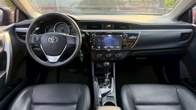 TOYOTA豐田 ALTIS  第5張相片