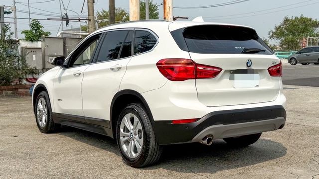 BMW寶馬 X1  第2張相片