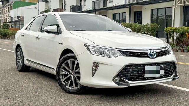 TOYOTA豐田 CAMRY HYBRID  第3張相片