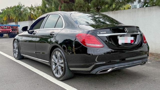 M-BENZ賓士 C300  第2張相片