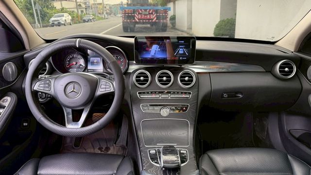 M-BENZ賓士 C300  第5張相片