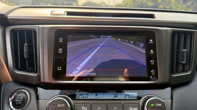 TOYOTA豐田 RAV4  第8張相片