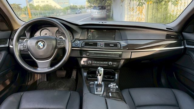 BMW寶馬 528I  第5張相片