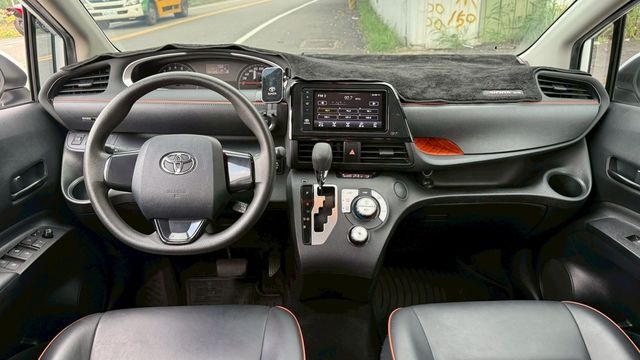 TOYOTA豐田 SIENTA  第5張相片