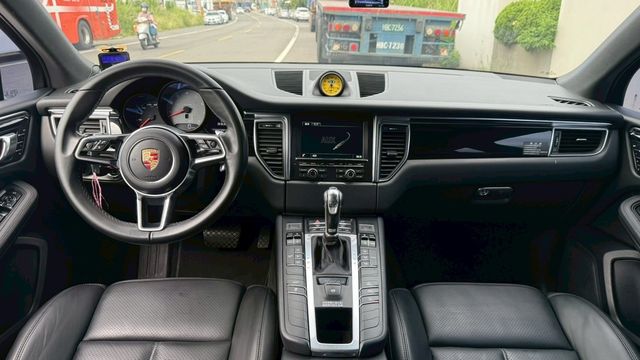PORSCHE保時捷 MACAN S  第5張相片