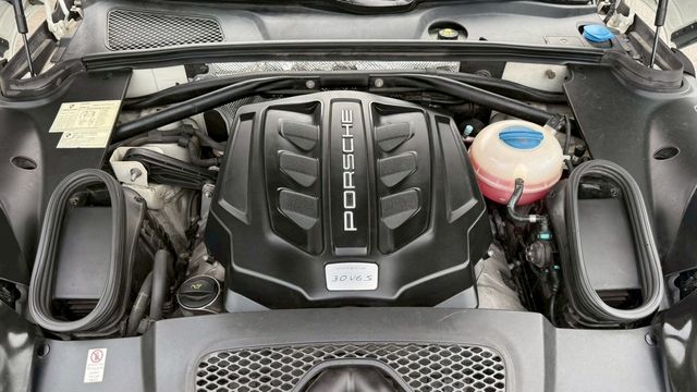 PORSCHE保時捷 MACAN S  第6張相片
