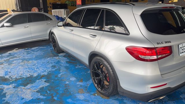 M-BENZ賓士 GLC300  第2張相片