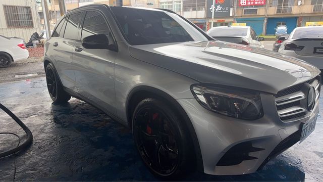 M-BENZ賓士 GLC300  第3張相片